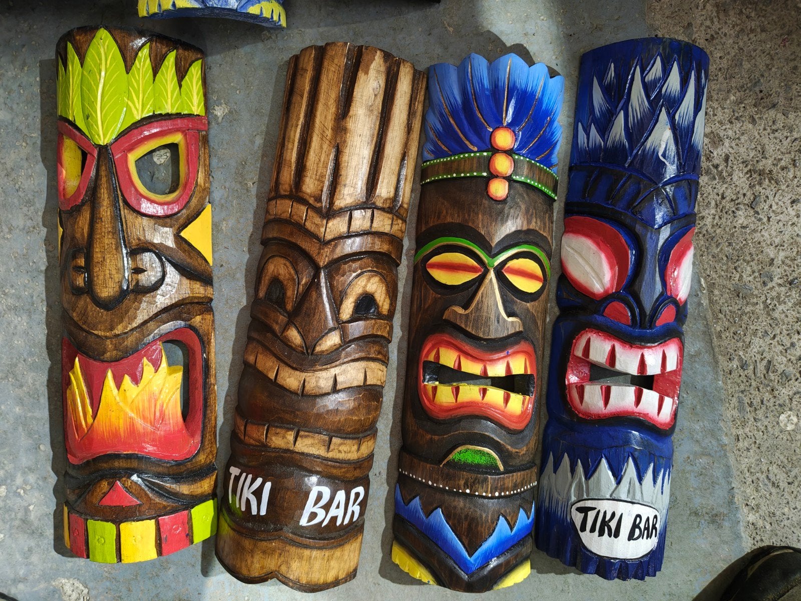 masques Tiki 50 cm en bois d albesia 12€ pièce, Antiquités & Art, Enlèvement ou Envoi, Bois