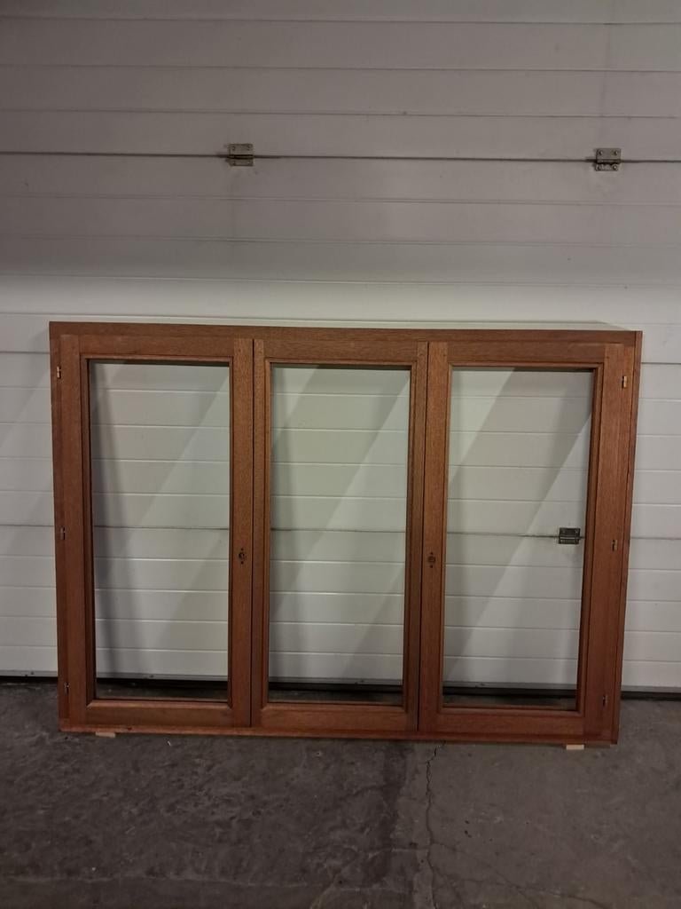 Houten raam, Ophalen, Hout