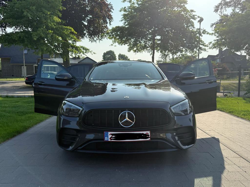Mercedes-Benz E300de 9G-TRONIC AMG Line, Auto's, Automaat, Achterwielaandrijving, Zwart, Lichtsensor
