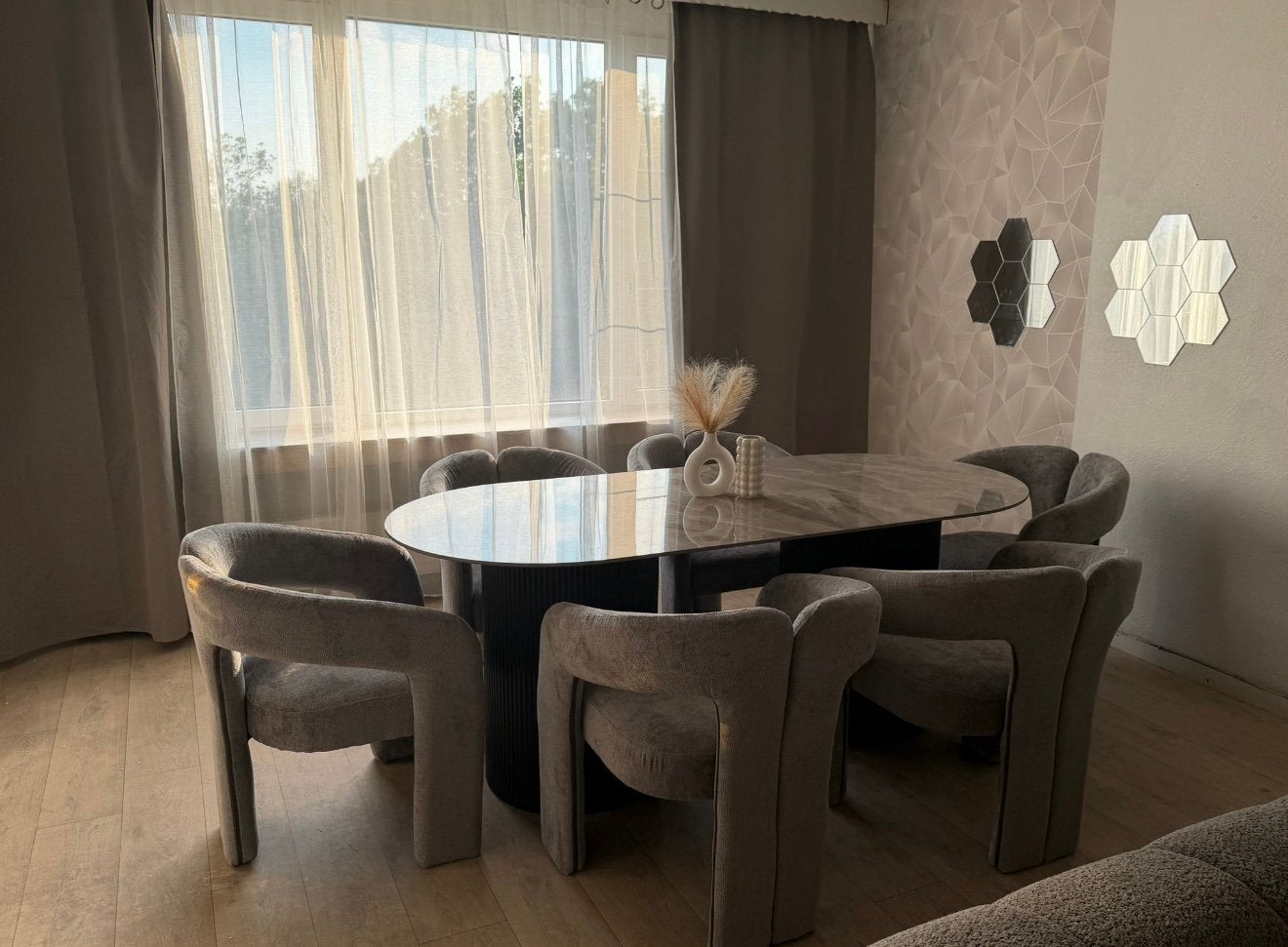 Tweedelige tafelset met zes stoelen, Huis en Inrichting, Complete inboedels, Ophalen