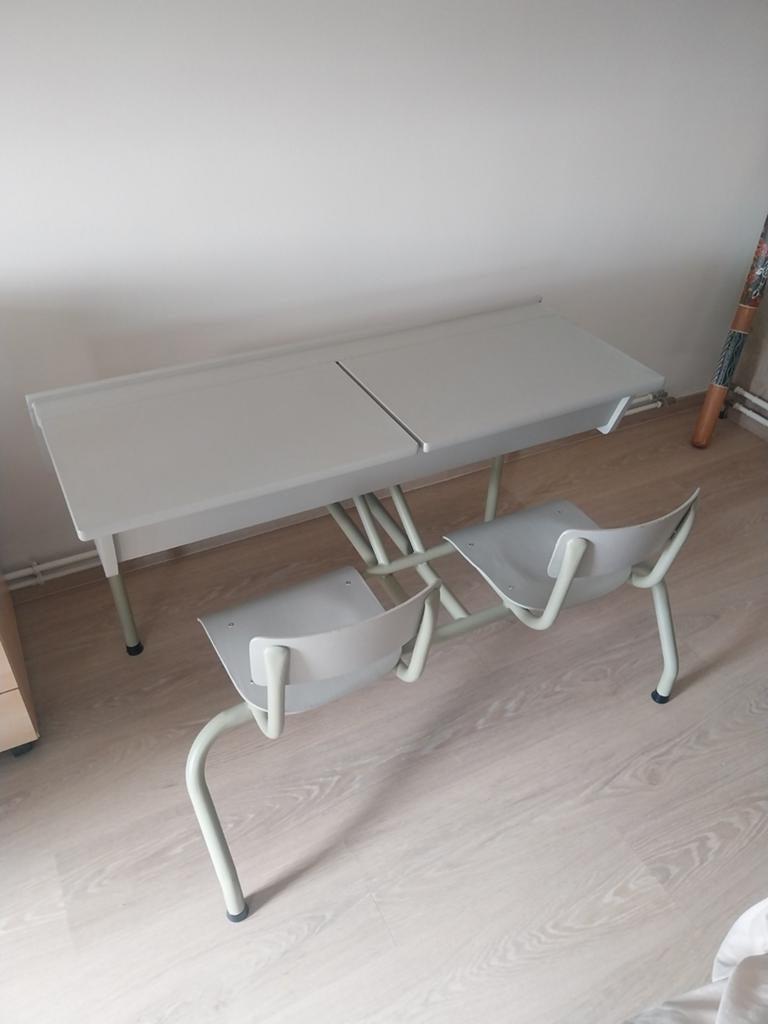 Dubbele schoolbank, Ophalen, Tafel(s)