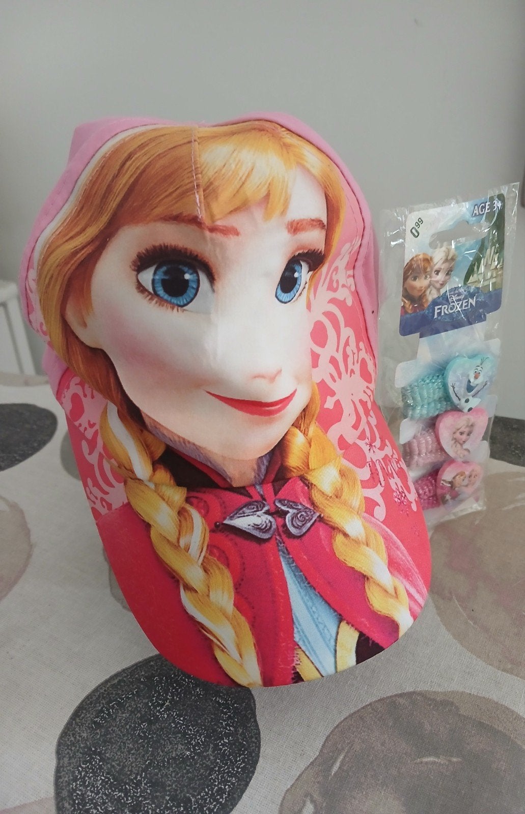 Casquette fillette DISNEY. La reine des neiges + accessoires, Enlèvement