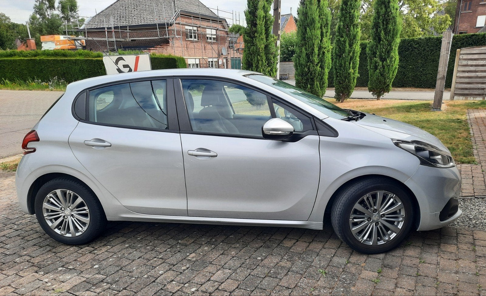 Peugeot 208 1200cc 60kw, Euro 6, 5 deurs, Particulier, Onderhoudsboekje