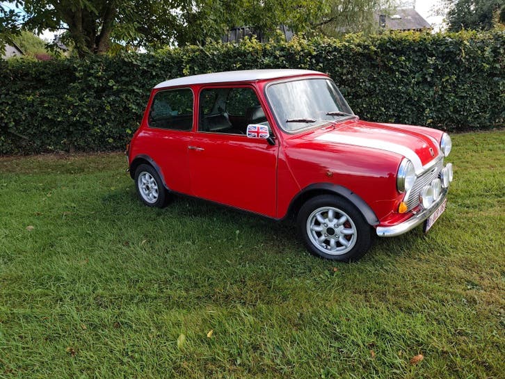 Austin Mini - Édition spéciale 30ème Anniversaire, Autos, Intérieur cuir, Particulier, Cuir, Rouge