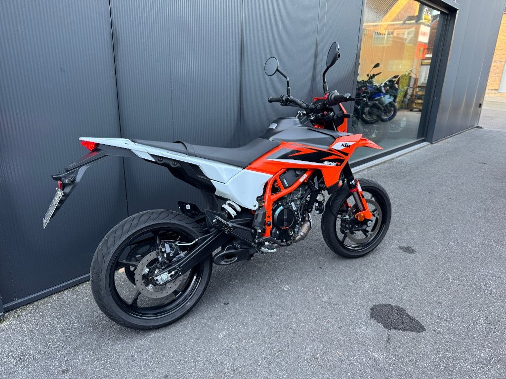 KTM - 125 SMC R, Motoren, Occasion, Bedrijf, 11 kW of minder, Handgeschakeld
