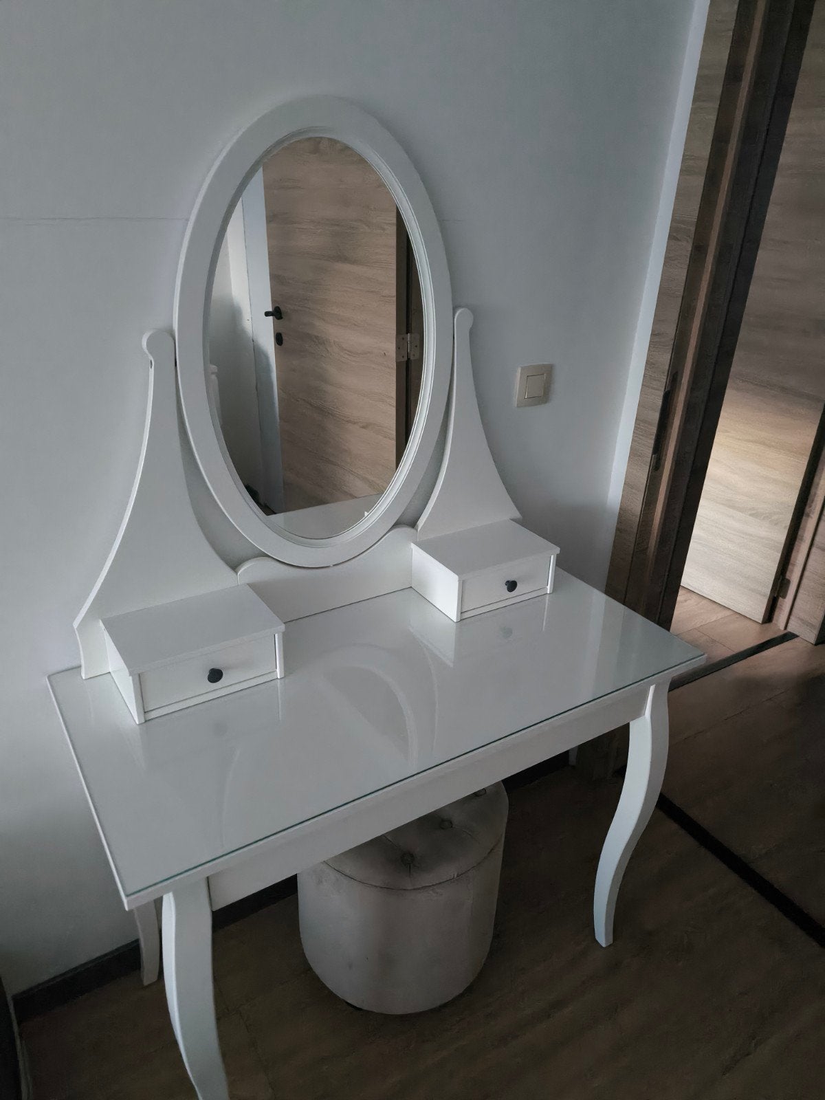 Toilettafel, Enlèvement, Utilisé