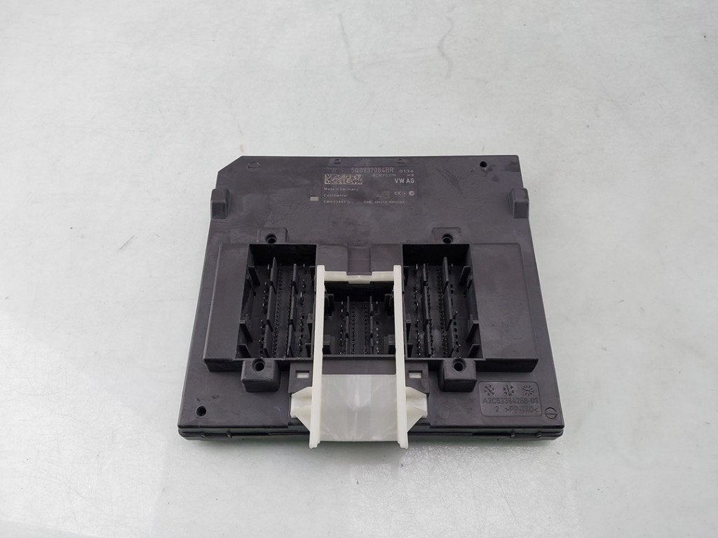 COMPUTER BODY CONTROL Audi TT (FV3 / FVP) (|5Q0937084BR|), Dhr. J. Ham, Gebruikt, Administratie@autoham.nl, Audi