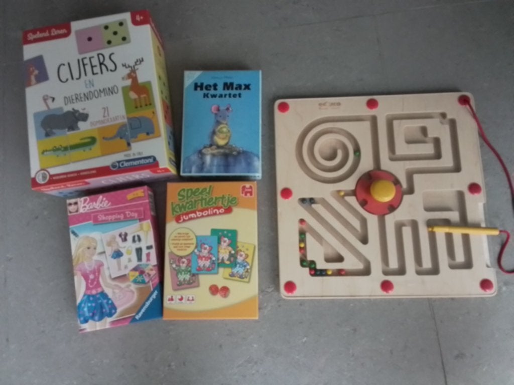 4+ spelend leren 5 stuks, Kinderen en Baby's, Ophalen, Zo goed als nieuw