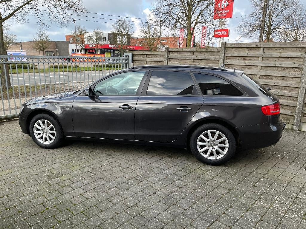 Audi A4 2.0 TDI Avant 130kw/170pk 03-2014 165dkm 6-vit Leder, Auto's, Audi, Voorwielaandrijving, USB, 4 cilinders, A4