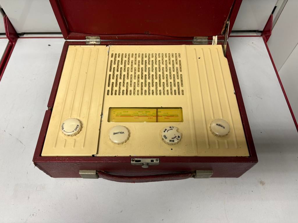 HMV „His Master's Voice” Vintage Radio - 50 - Rode behuizing, Ophalen of Verzenden, Radio