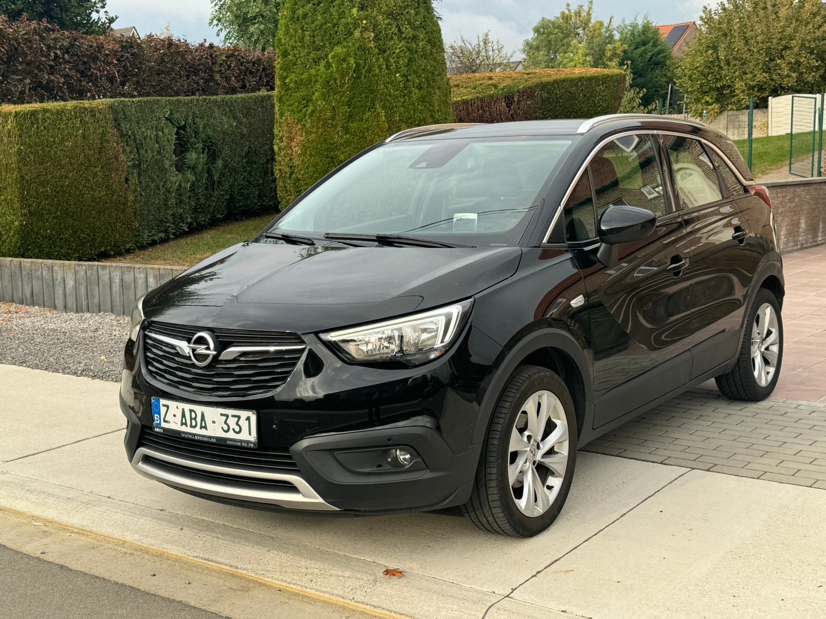 Opel Crossland X 1.2 benzine, 77.000 km per boek, 09.2017., Auto's, Voorwielaandrijving, Dealer onderhouden, Zwart, Leder
