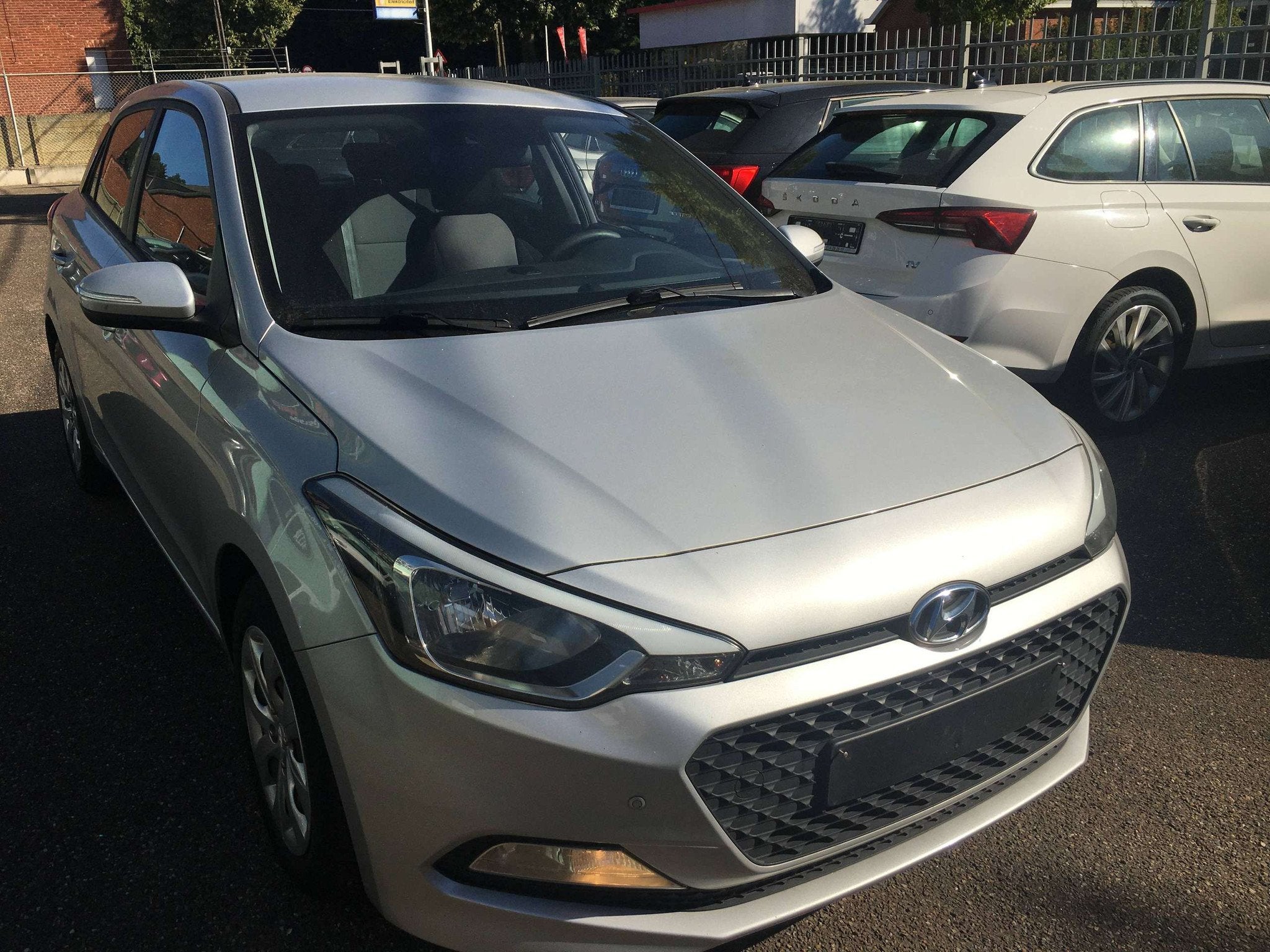 Hyundai i20 i20 1.4i Twist BENZINE (bj 2018, automaat), Auto's, Automaat, Gebruikt, Euro 6, 4 cilinders