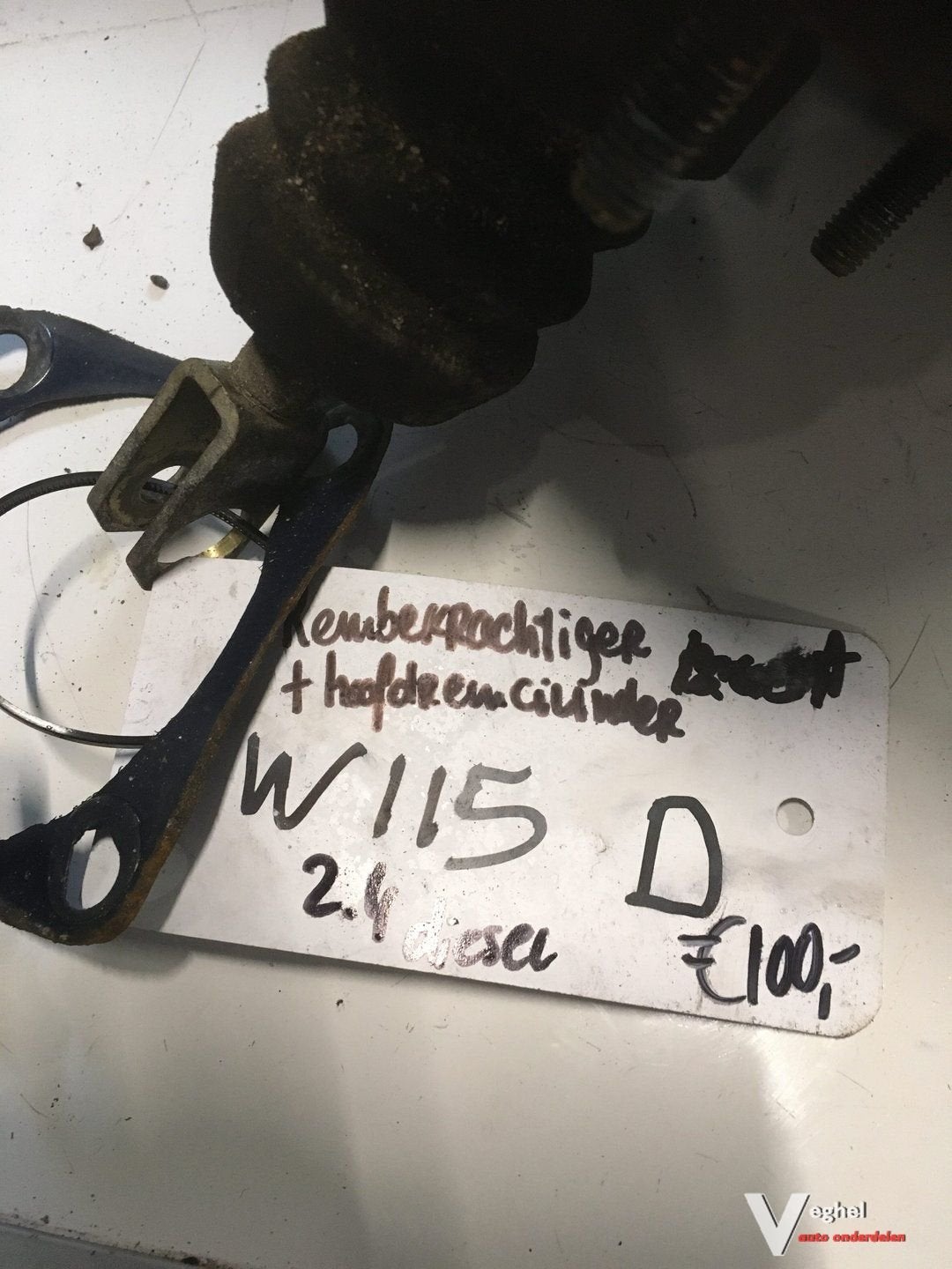 Mercedes W115 Rembekrachtiger met hoofdremcilinder, Gebruikt, -, -, Ophalen of Verzenden