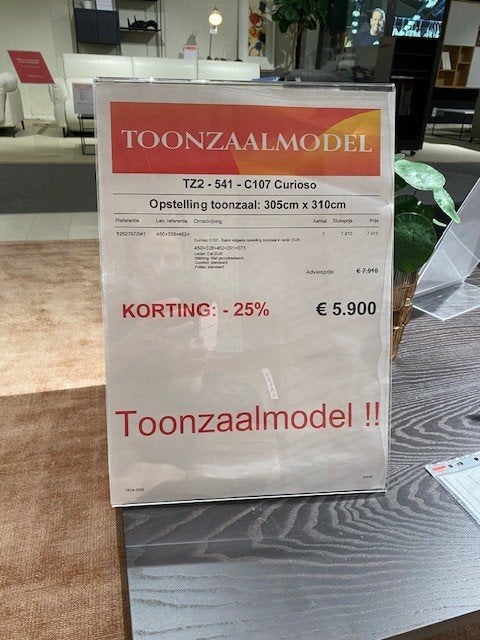 lederen hoekzetel, Enlèvement