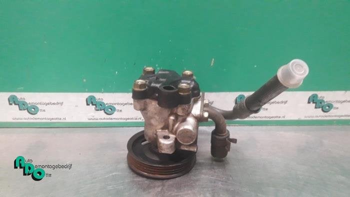 Stuurbekrachtiging Pomp van een Hyundai Accent (Accent 00-), Gebruikt, -, -, Ophalen of Verzenden