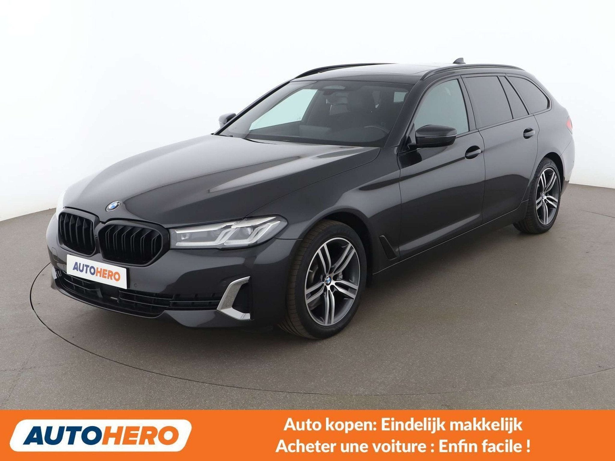BMW 5 Serie 520 520d Mild-Hybrid Luxury Line (automatique), Autos, Cuir, Argent ou Gris, Euro 6, Noir