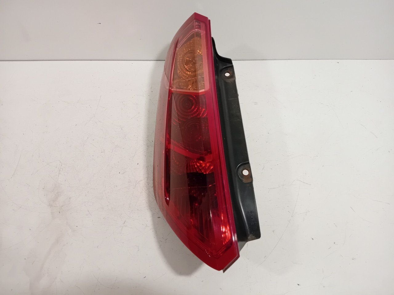 Achterlicht links buiten Fiat Punto, Onderdelen@venauto.nl, Van der Ven Autorecycling B.V., Ettenseweg 76, 4706 PB Roosendaal, The Netherlands