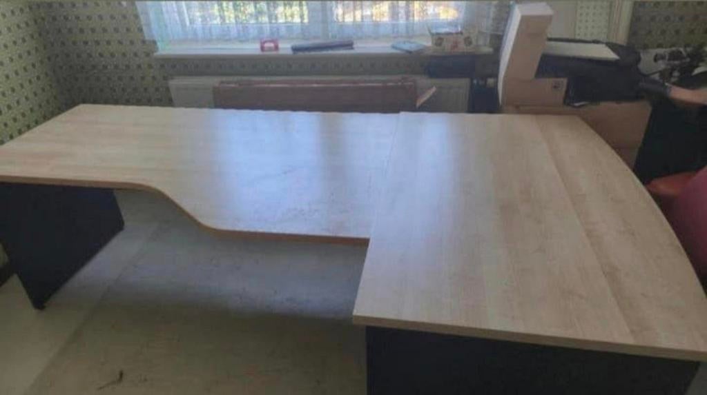 Directie bureau 2 delig + Gratis boeken kast, Ophalen
