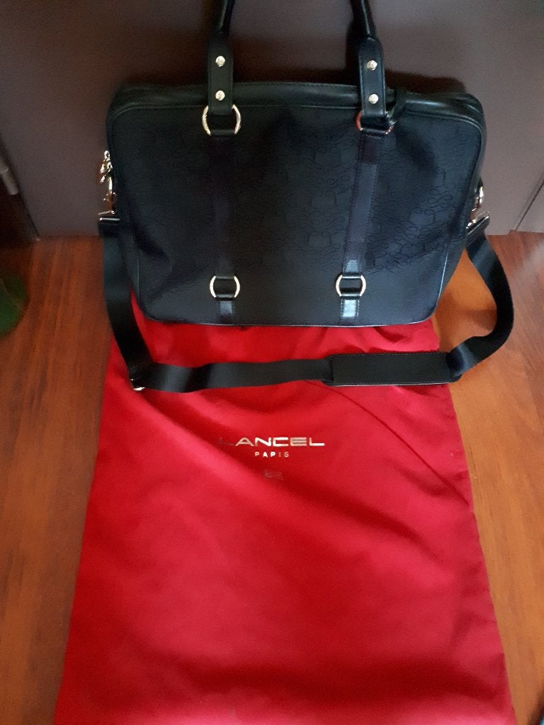 LANCEL Paris porte-documents + dustbag – état neuf !, Bijoux, Sacs & Beauté, Sacs | Sacs Femme, Enlèvement ou Envoi, Comme neuf
