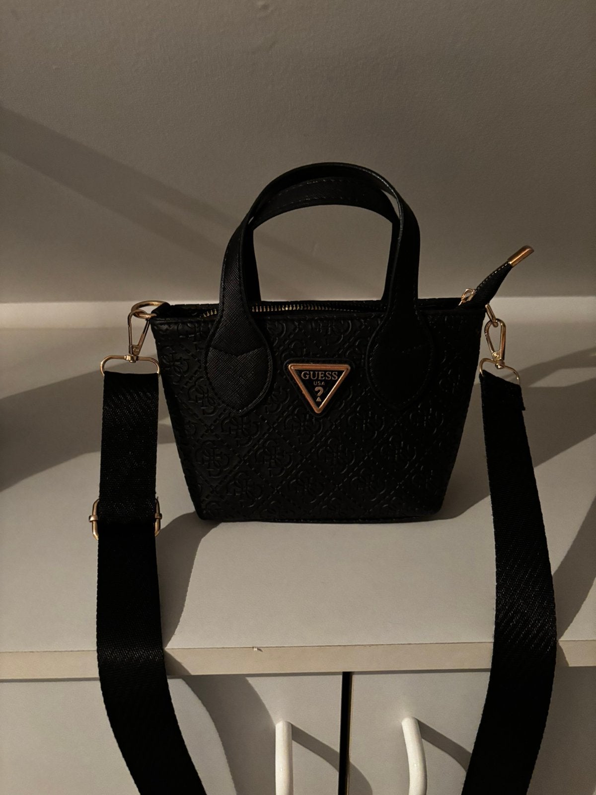 Handtassen allemaal zo goed als nieuw 15€ per stuk, Bijoux, Sacs & Beauté, Sacs | Sacs Femme, Enlèvement, Comme neuf