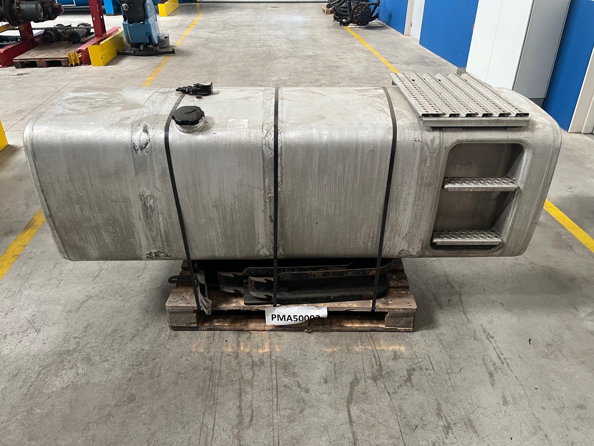 Brandstoftank MAN Type: 81.12201-6456, Gebruikt, MAN, Brandstofsystemen