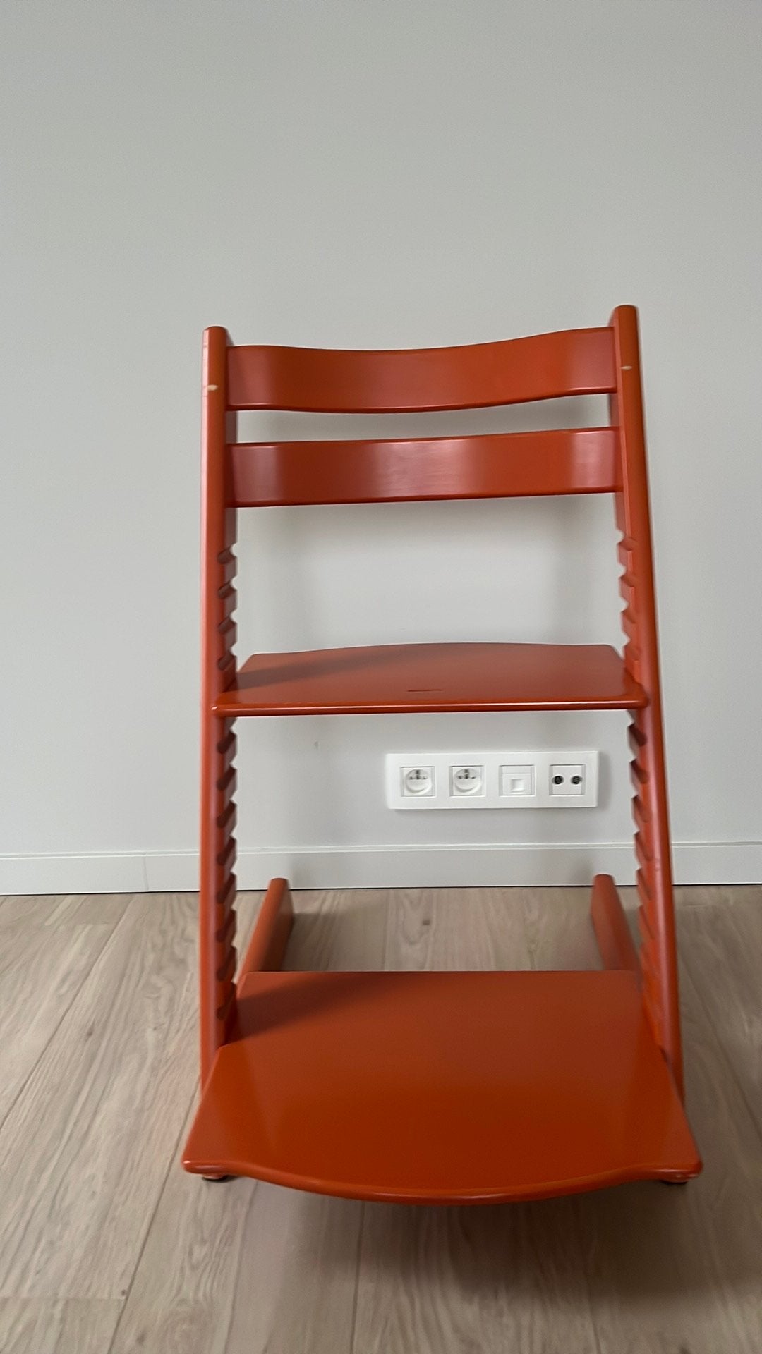 Trip trap Stokke Oranje, Ophalen, Gebruikt