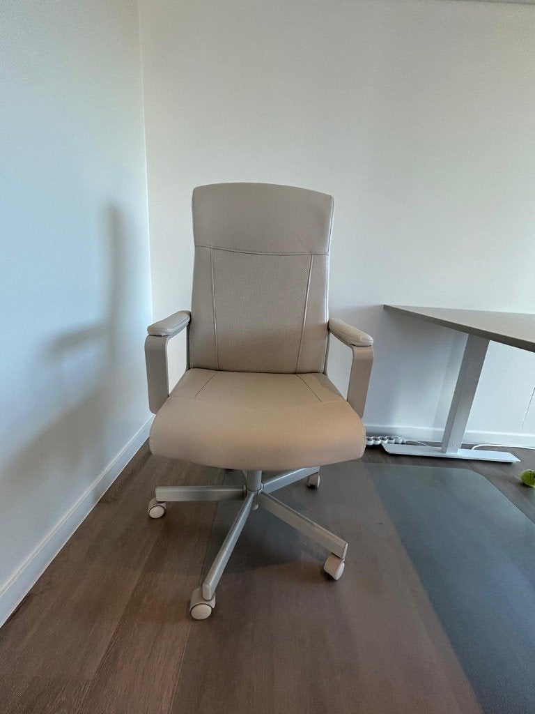 IKEA MILLBERGET bureaustoel, kleur wit, Ophalen, Wit, Zo goed als nieuw, Bureaustoel