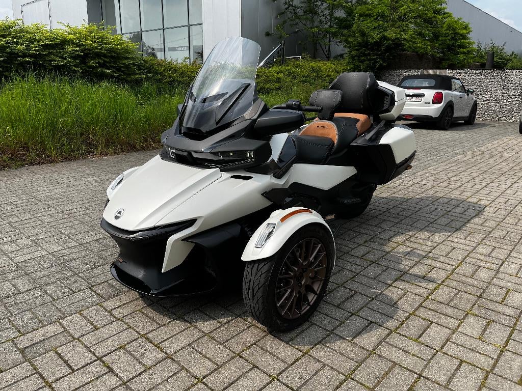 Can-Am Spyder RT Sea-to-Sky // SLECHTS 607km!, Plus de 35 kW, 3 cylindres, 1330 cm³