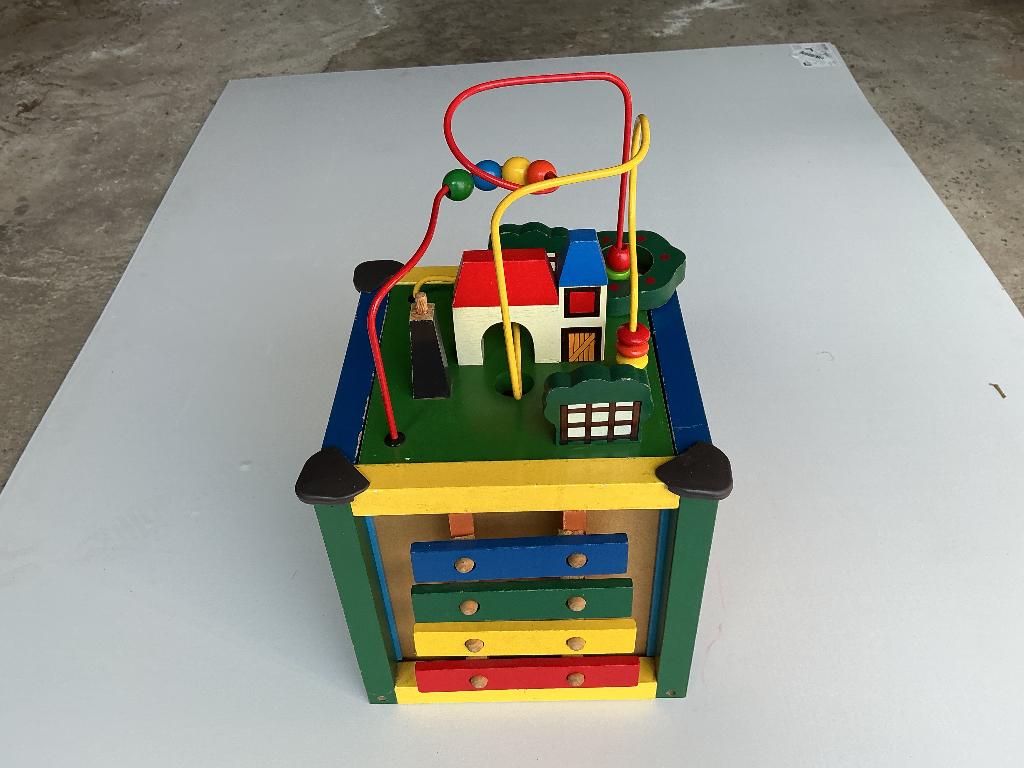 Activiteiten tafel in hout, Kinderen en Baby's, Ophalen, Gebruikt