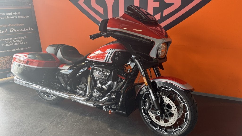 Harley-Davidson Tour STREET GLIDE CVO (bj 2024), Motoren, Traction Control, Overig, 1977 cc