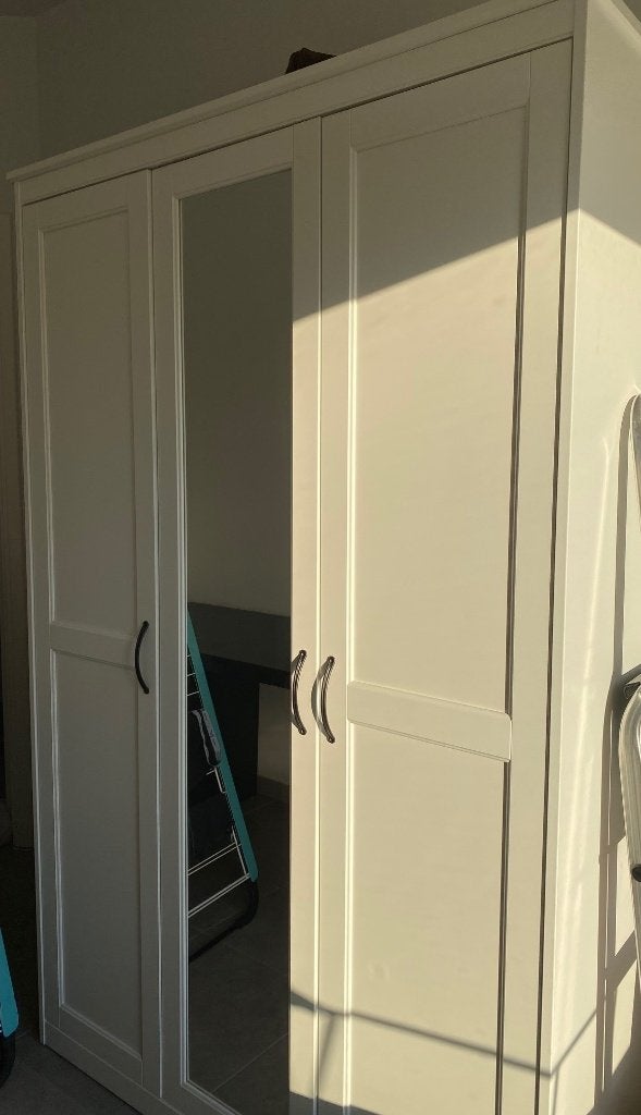Armoire IKEA (comme neuve), Huis en Inrichting, Kasten | Kleerkasten, Ophalen, 100 tot 150 cm, Zo goed als nieuw, IKEA
