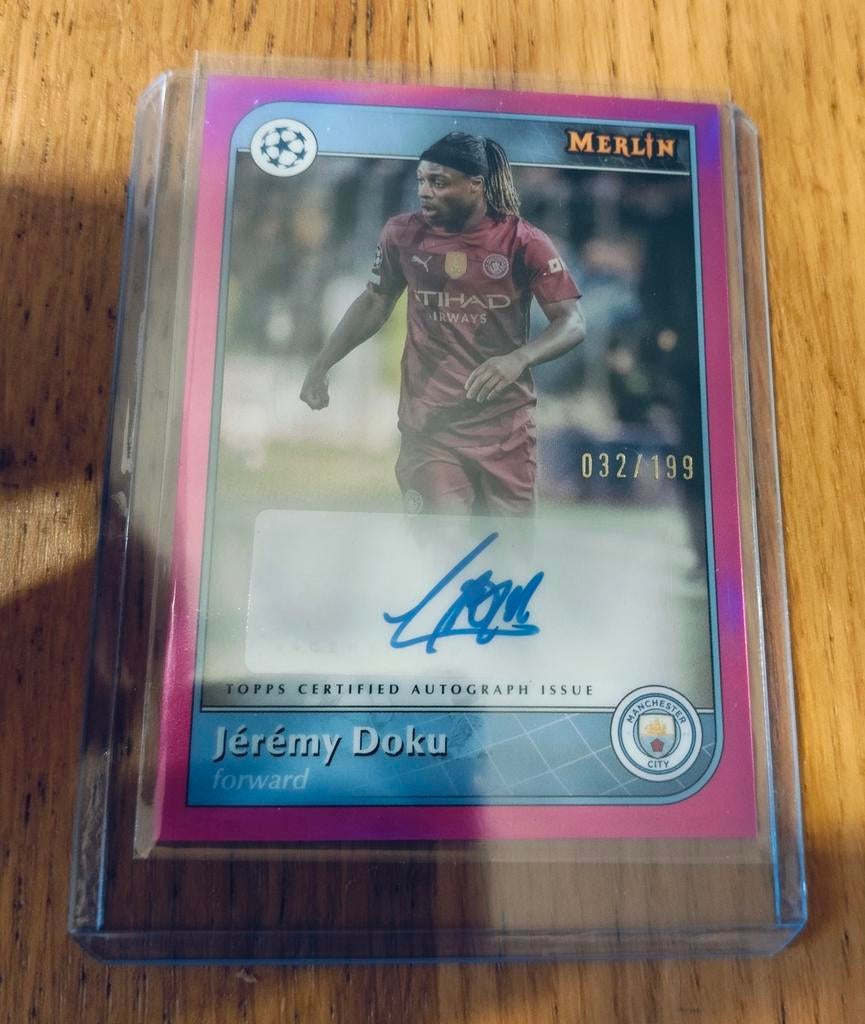 Topps Merlin pink refractor Jeremy Doku autograph/genummerd, Ophalen