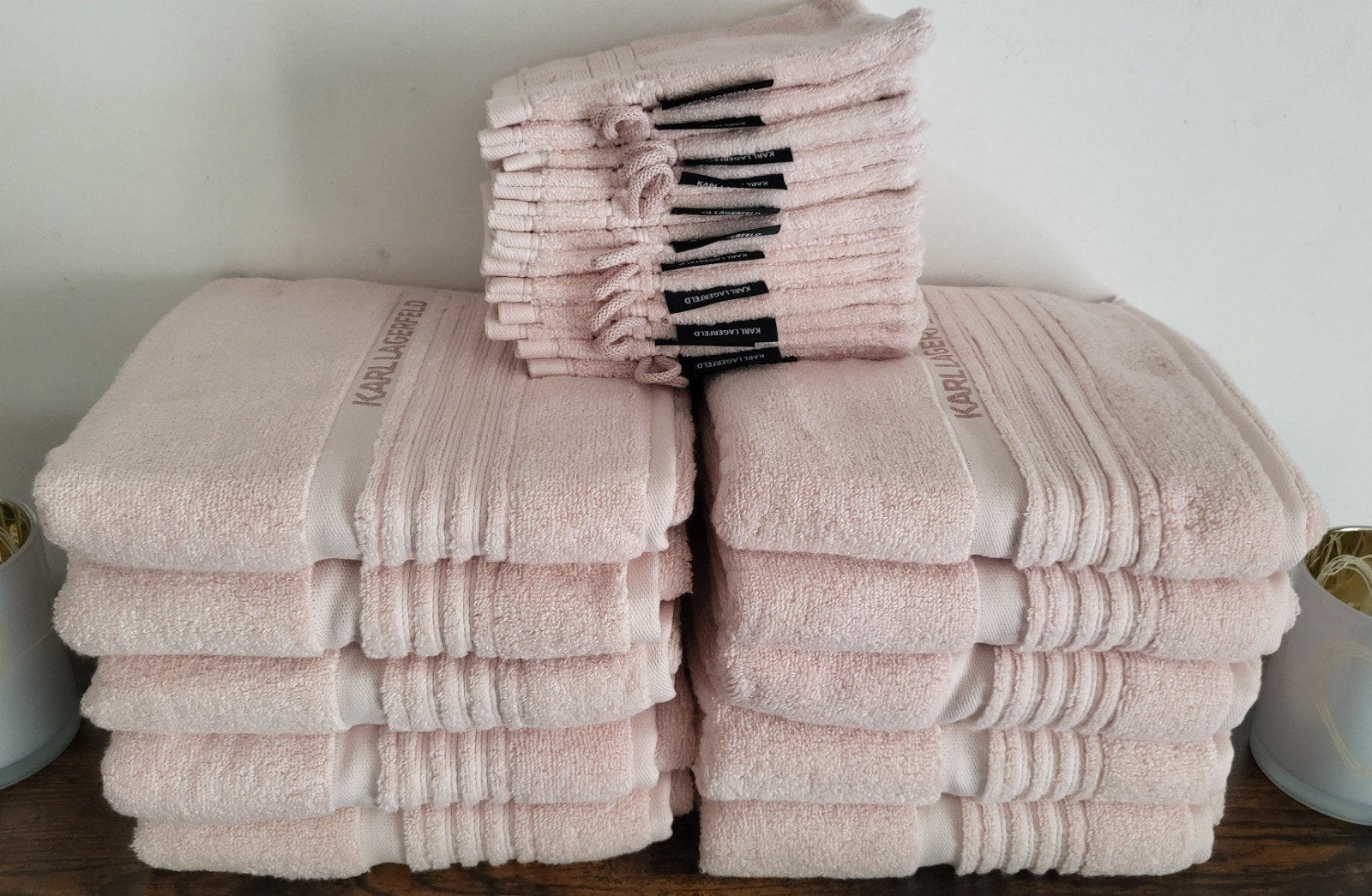 Karl Lagerfeld 5 serviettes et 6 gants de toilette roses neu, Enlèvement ou Envoi