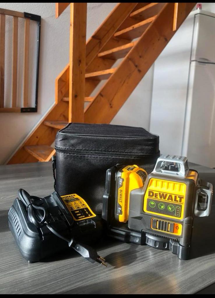 Laser dewalt nouveau 12 ligne vert, Enlèvement, Comme neuf