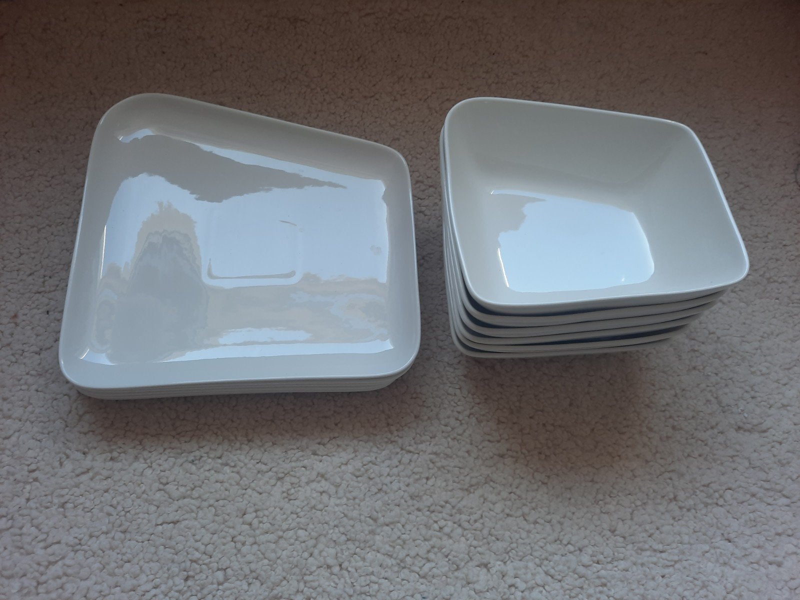 Assiettes plates et creuses, Ophalen