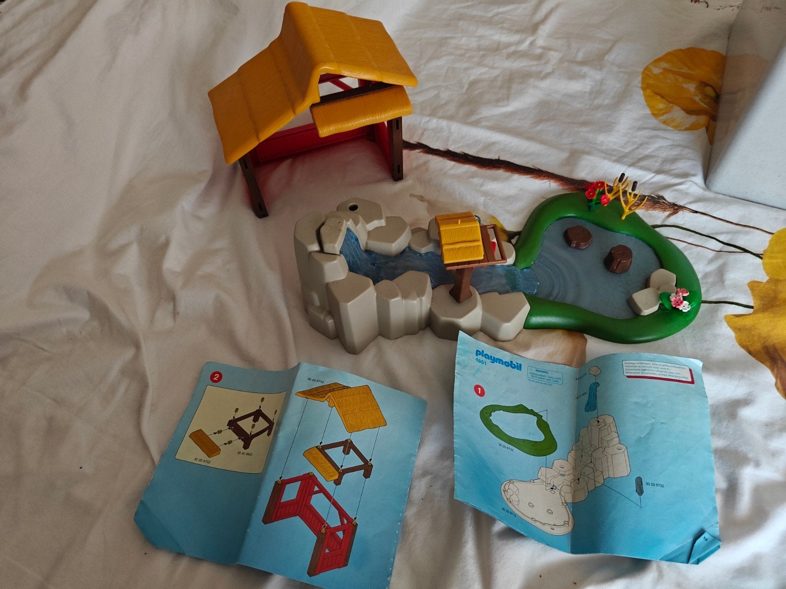 playmobil hutje en watervallen met toebehoren, Enlèvement ou Envoi