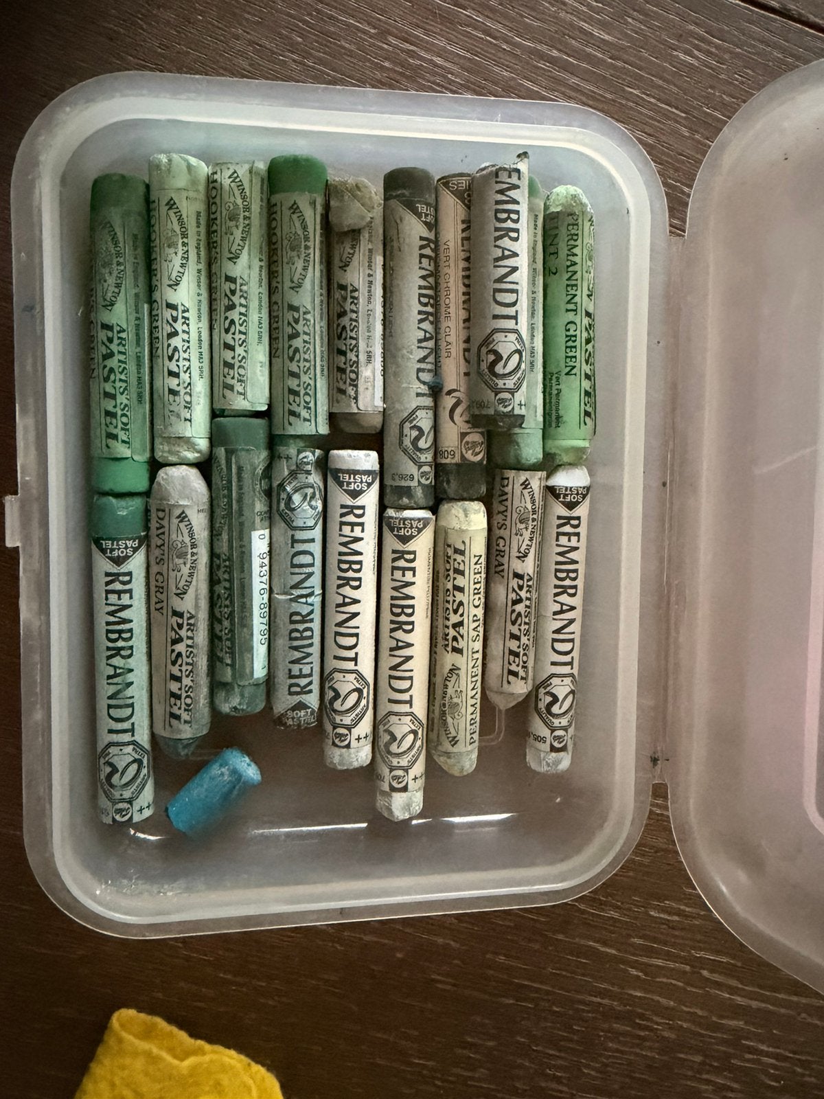 Pastels doux Rembrandt — Pastels doux Winson&Newton : 19, Enlèvement ou Envoi, Utilisé