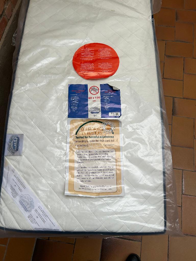 Kindermatrasje 60/120, Ophalen, Zo goed als nieuw, Matras