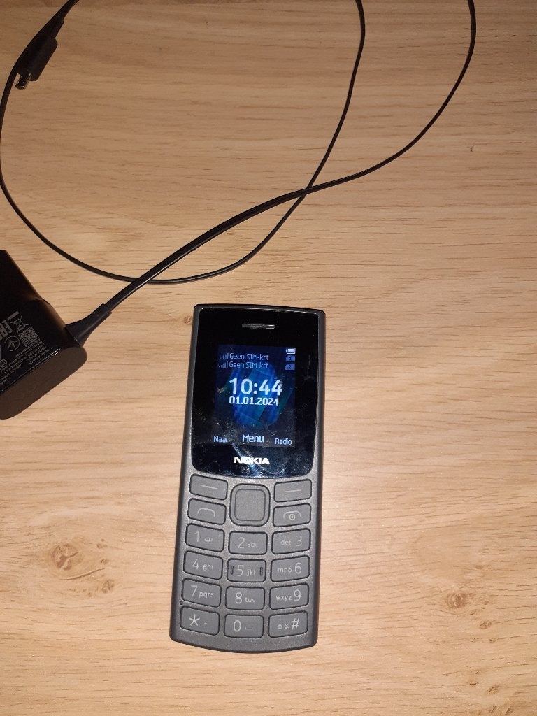 Nokia 105, Telecommunicatie, Mobiele telefoons | Nokia, Ophalen, Zo goed als nieuw, Zwart, Klassiek of Candybar