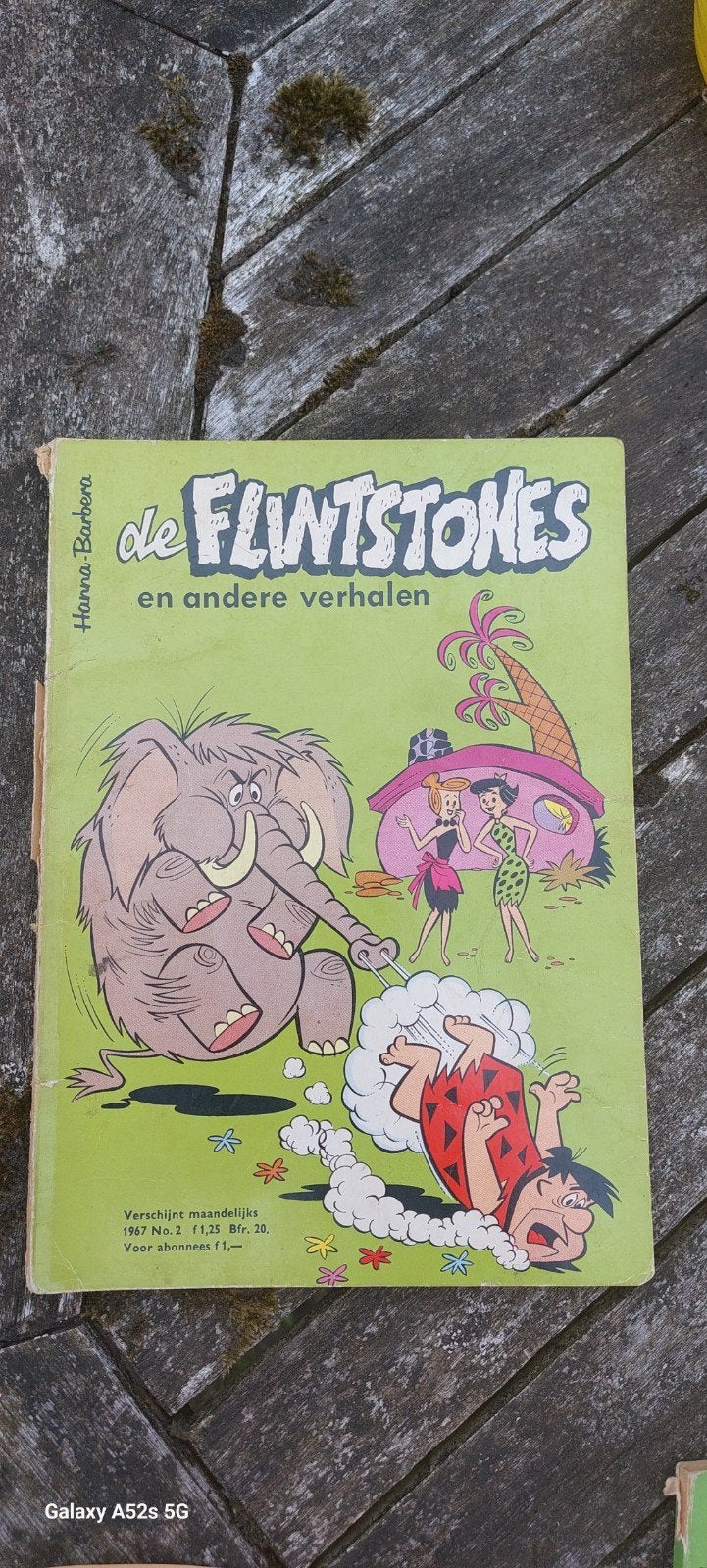 4 strips van the flintstones, Boeken, Hanna-Barbera, Meerdere stripboeken, Ophalen, Gelezen