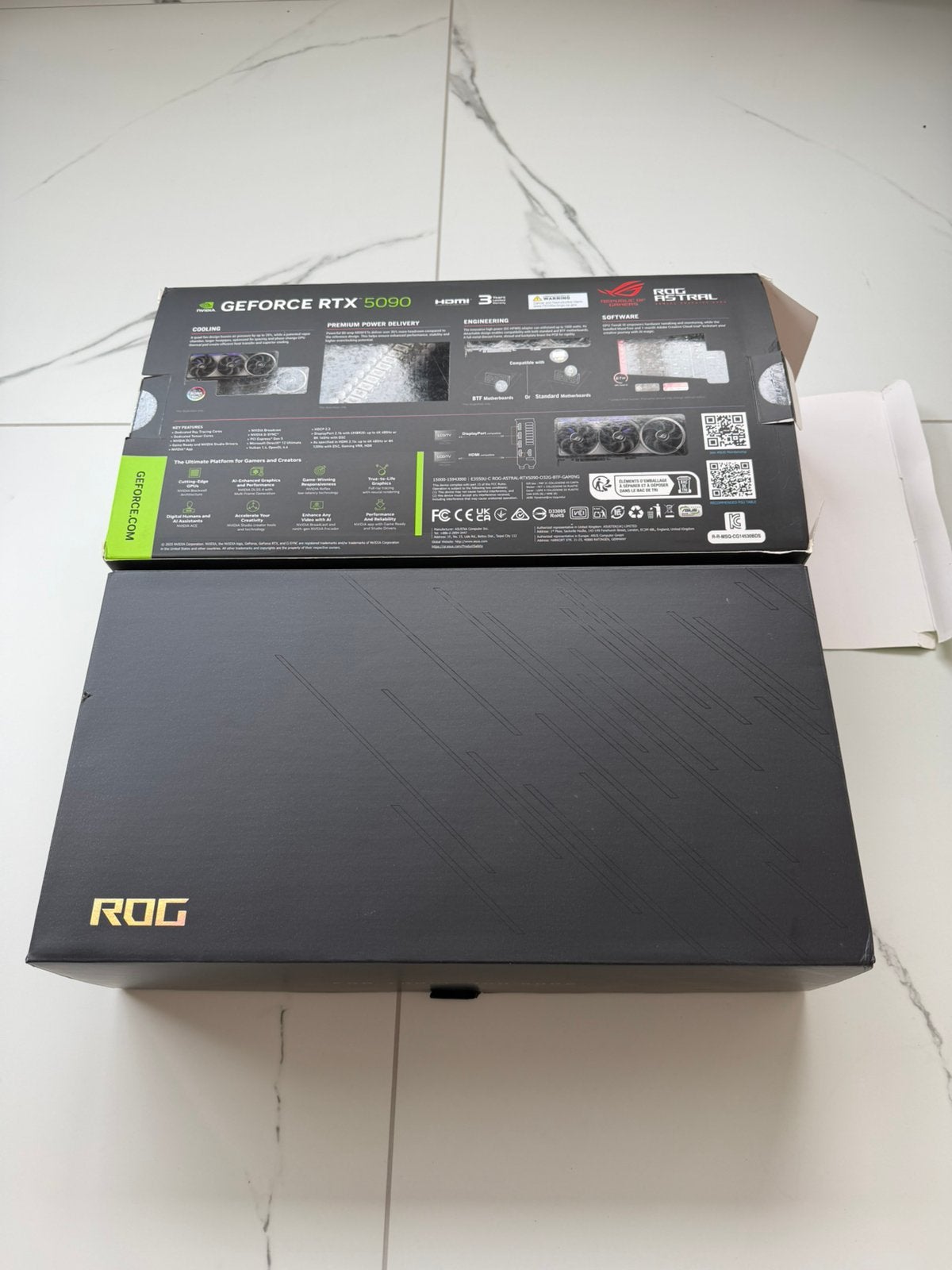 ASUS ROG Astral OC-editie GeForce RTX 5090, Audio, Tv en Foto, Professionele apparaten, Ophalen, Zo goed als nieuw