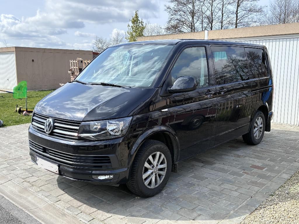 VW T6 Transporter Business Van, Auto's, Volkswagen, Zwart, 5 deurs, Particulier, Transporter