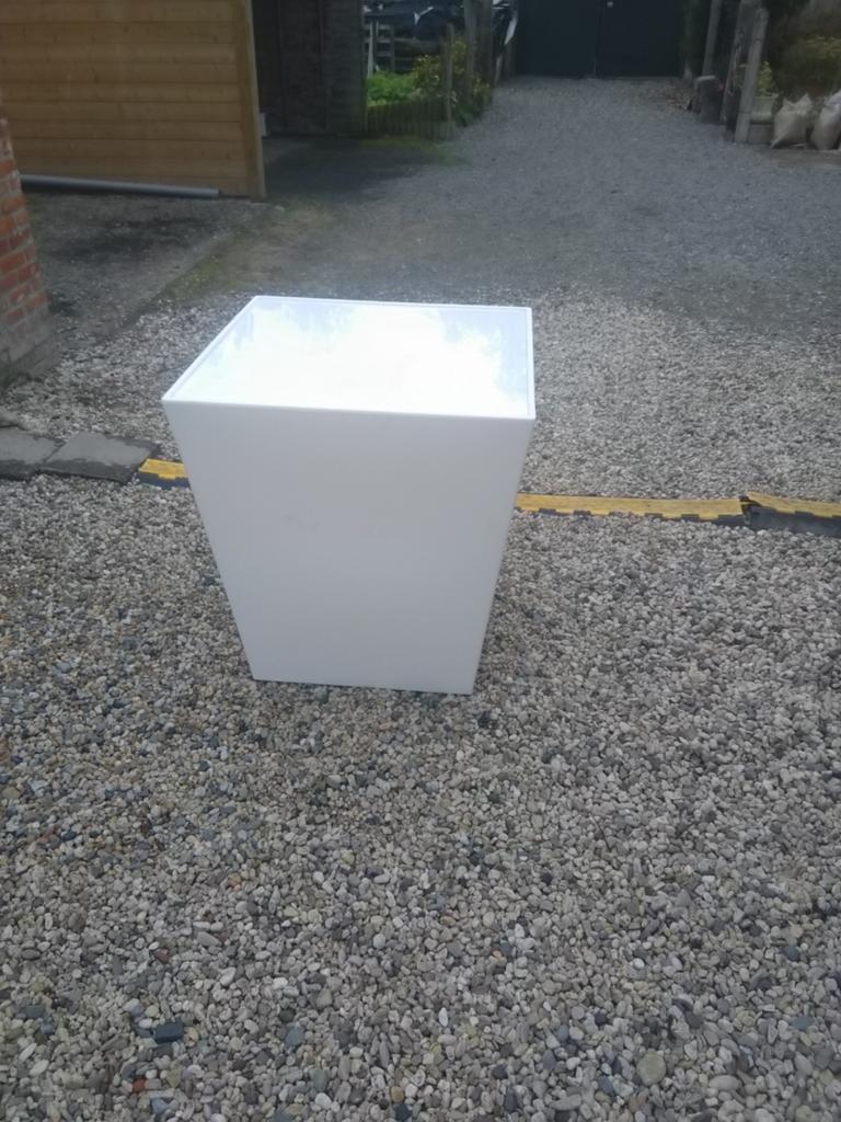 Pvc tafel, Ophalen, Verlichting
