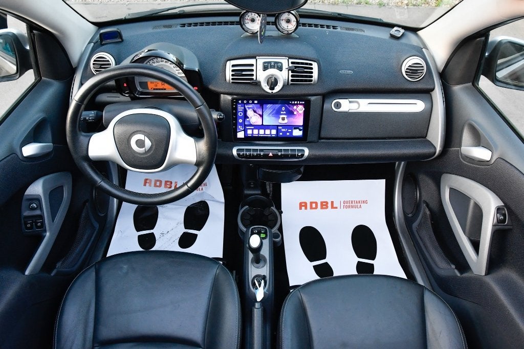 Smart Fortwo 1.0 Mhd Cabrio*CarPlay*BIP*leer*, Auto's, Automaat, Euro 5, Achterwielaandrijving, Zwart