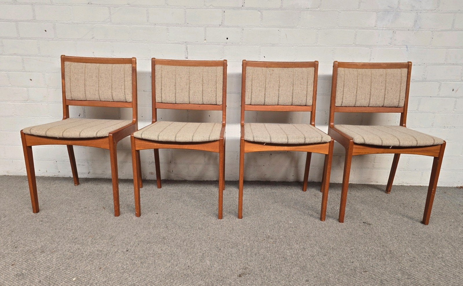 Deense design stoelen, teak,  mid century, Huis en Inrichting, Stoelen, Ophalen