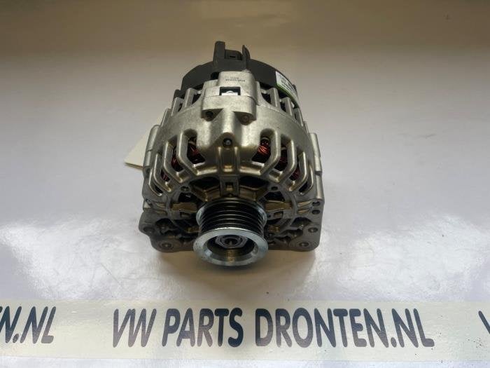 Dynamo van een Volkswagen Polo, Gebruikt, -, Volkswagen, -