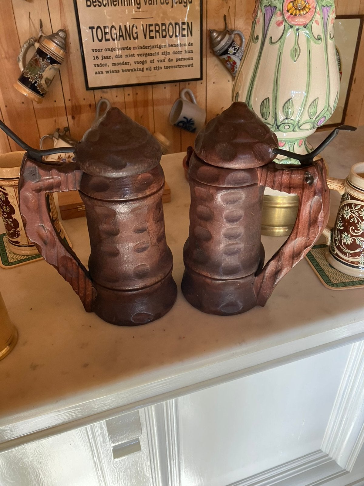 2 chopes à bière en bois., Antiquités & Art, Enlèvement