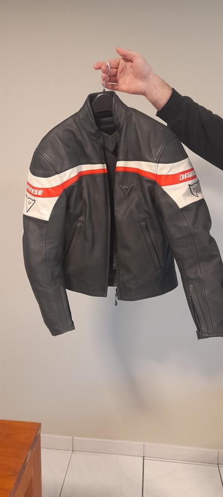 Dainese moto jas, echt leer, maat 46 met wintervoering, Ophalen, Dames
