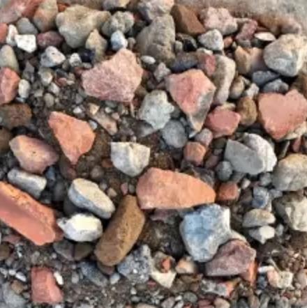 Gezocht: bouwpuin, betonstenen en vurenhouten balken, Ophalen, Gebruikt, Overige typen