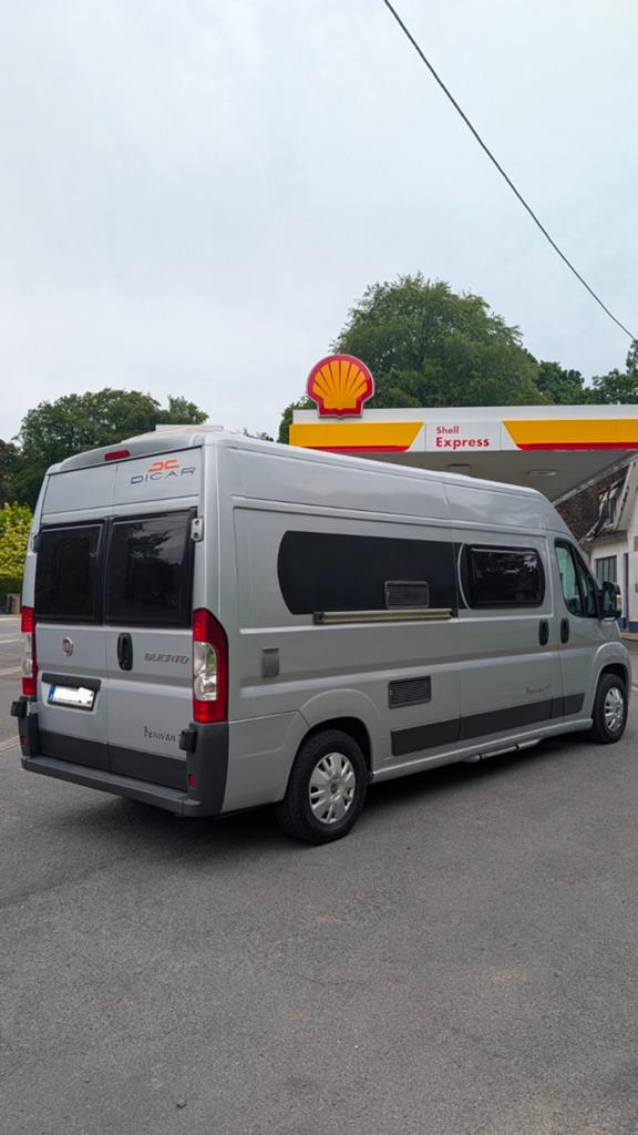 Van Fourgon Camping car Fiat benimar 4 places, Caravans en Kamperen, Mobilhomes, Fiat, 7 tot 12 maanden geleden, 5 tot 6 meter